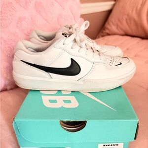 Nike SB White and Black Low-Top Sneakers